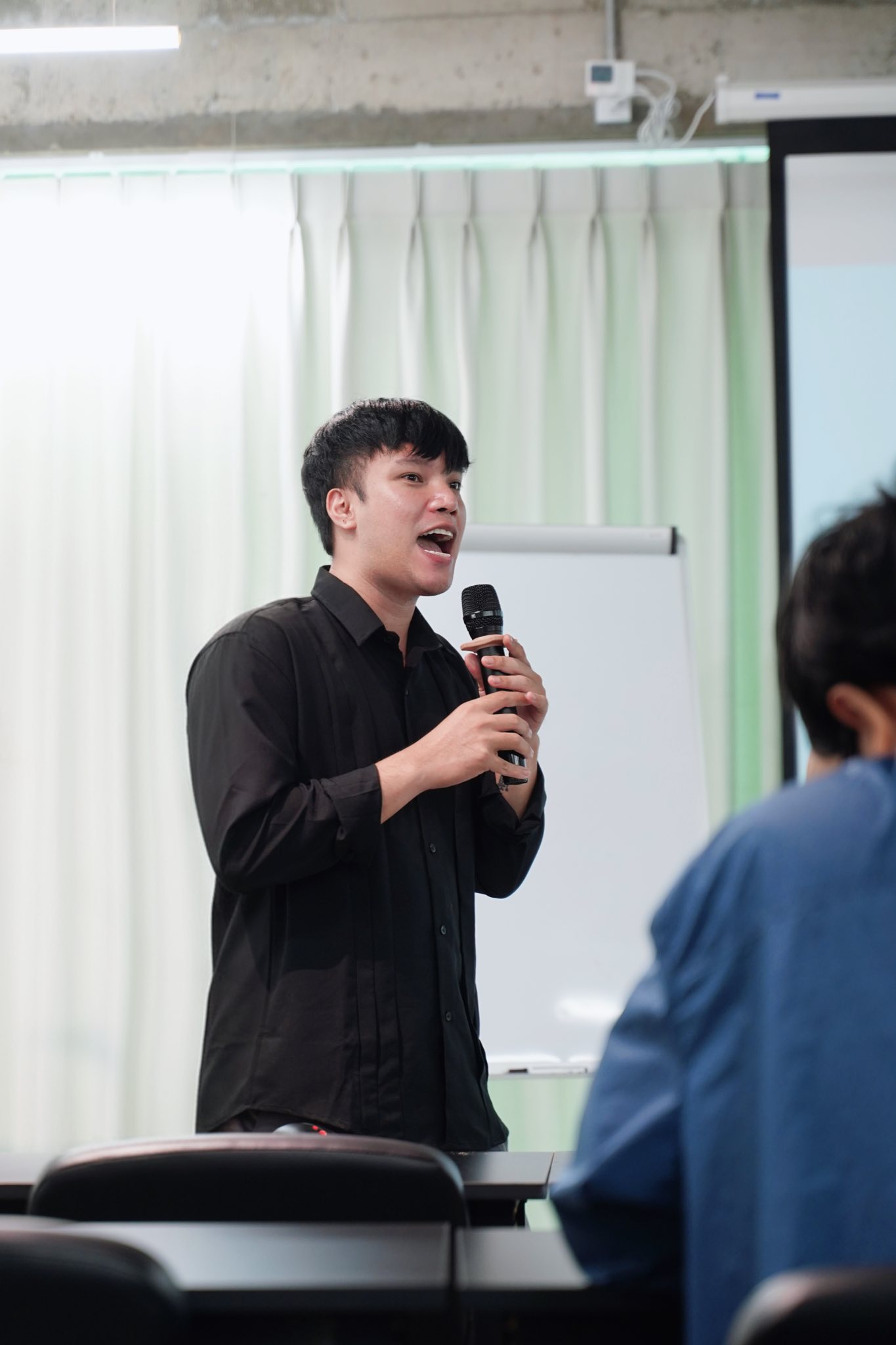 Cos Agency - Kay Nguyễn Thanh Luận