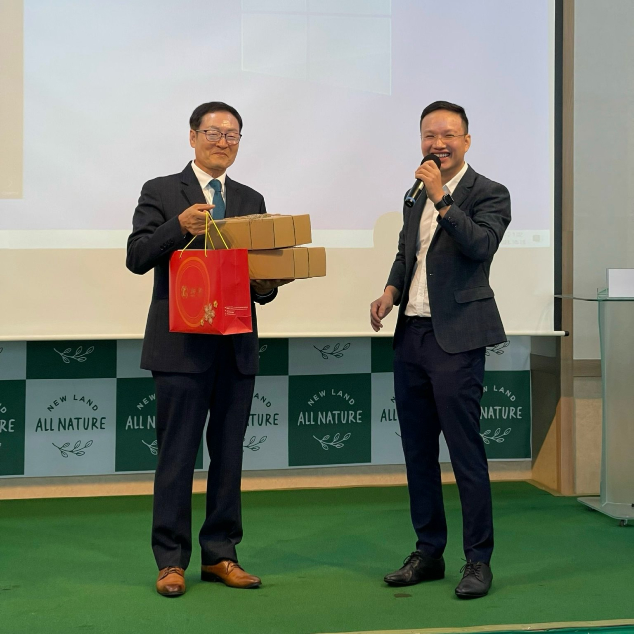 Building 50,000 Shopee followers - building a brand on e-commerce marketplaces